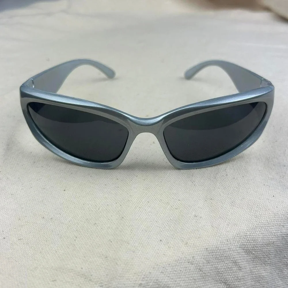 Vintage Y2K surfer style silver rounded sunglasses cyber grunge techno